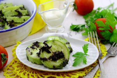 Кабачки на пару в мультиварке быстро и вкусно Кабачки на пару в мультиварке быстро и вкусно