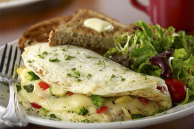 Яичница с мексиканской смесью Яичница с мексиканской смесью