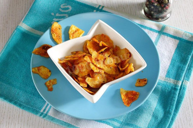 Картофельные чипсы в микроволновке Картофельные чипсы в микроволновке