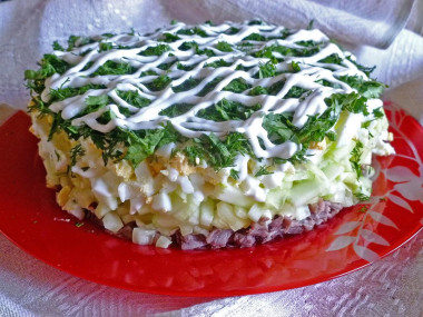 Салат Мужской каприз с огурцом Салат Мужской каприз с огурцом
