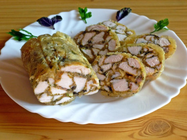 Мраморный рулет из курицы новогодний Мраморный рулет из курицы новогодний