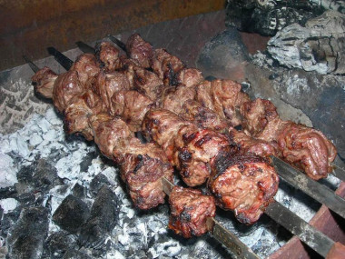 Шашлык из медвежатины Шашлык из медвежатины
