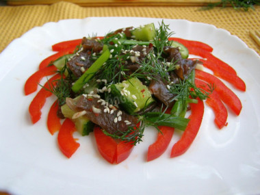 Салат из древесных грибов по китайски