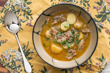 Тайский карри с черепашьим мясом Тайский карри с черепашьим мясом