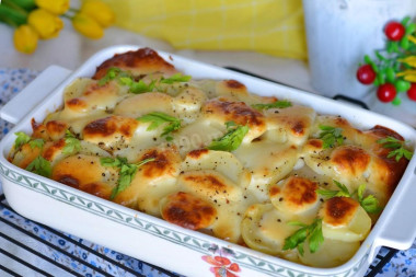 Картошка с курицей слоями в духовке Картошка с курицей слоями в духовке
