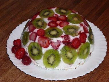 Летний торт с фруктами