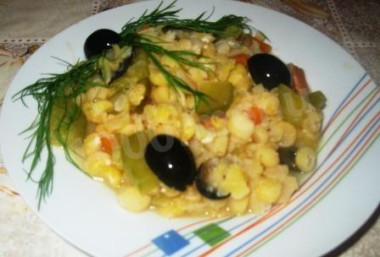 Гороховая каша с огурцами морковью и мускатным орехом Гороховая каша с огурцами морковью и мускатным орехом
