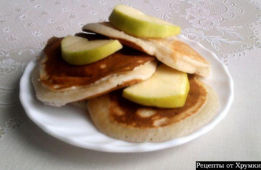Оладьи с яблоками на кефире Оладьи с яблоками на кефире