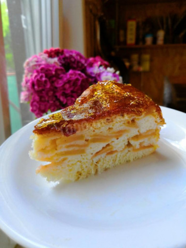 Шарлотка с карамелькой Шарлотка с карамелькой