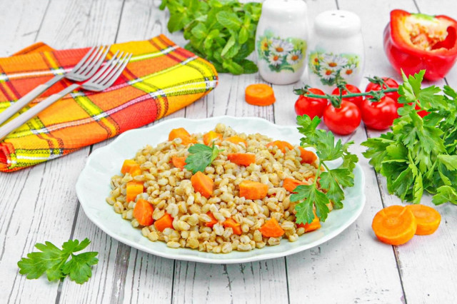 Перловка с морковью Перловка с морковью