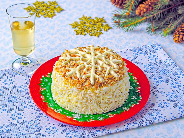 Салат Снежинка с курицей Салат Снежинка с курицей