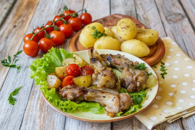 Кролик в соевом соусе и сметане в духовке Кролик в соевом соусе и сметане в духовке