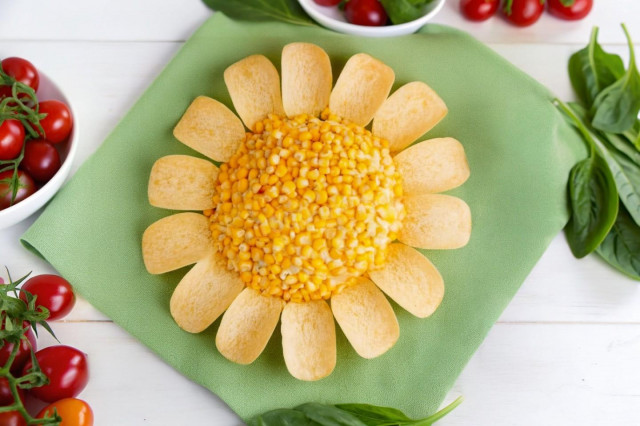 Салат Солнышко с чипсами Салат Солнышко с чипсами