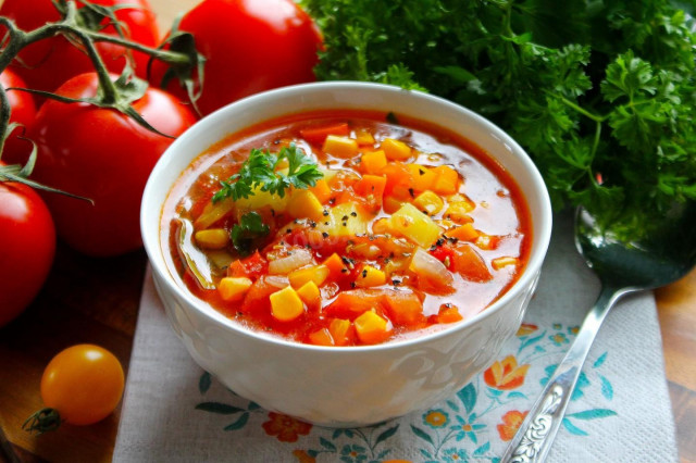 Суп из томатов и перца
