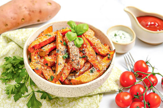 Сладкий батат запеченный в духовке с сыром Сладкий батат запеченный в духовке с сыром