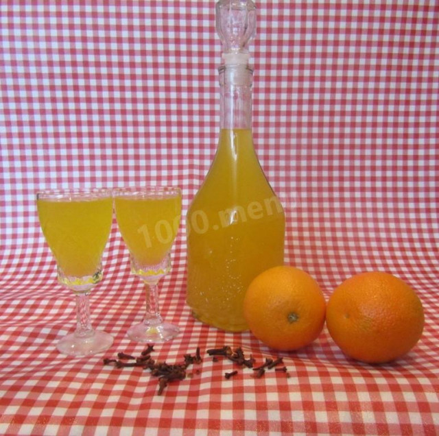 Апельсиново-гвоздичный ликер