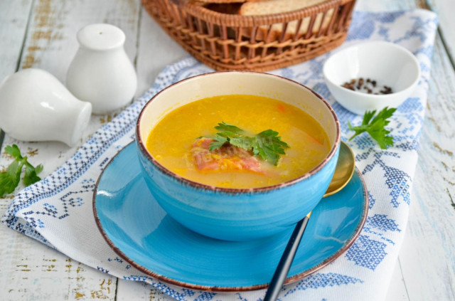 Гороховый суп с копченостями ребрышками классический
