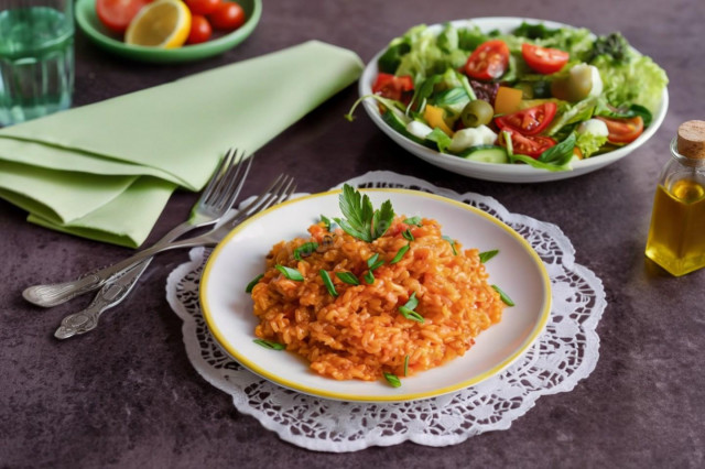 Рис в томатном соусе Рис в томатном соусе