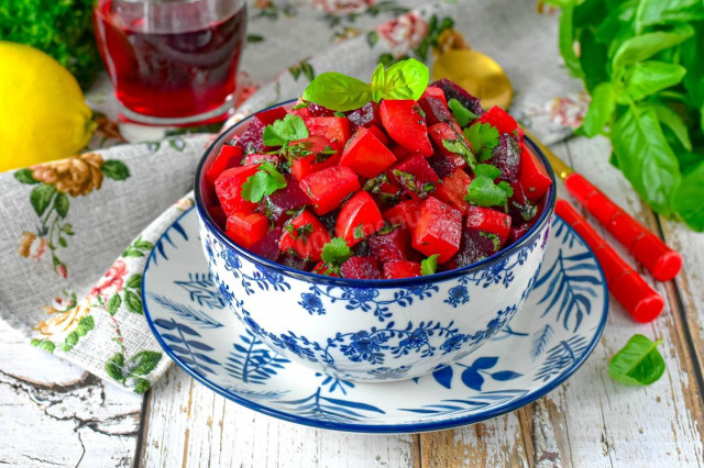 Салат из вареных овощей Салат из вареных овощей