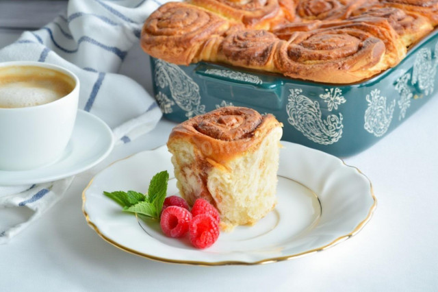 Дрожжевые булочки с корицей в духовке Дрожжевые булочки с корицей в духовке