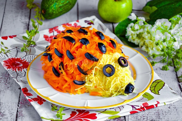 Салат Ёжик с корейской морковкой Салат Ёжик с корейской морковкой