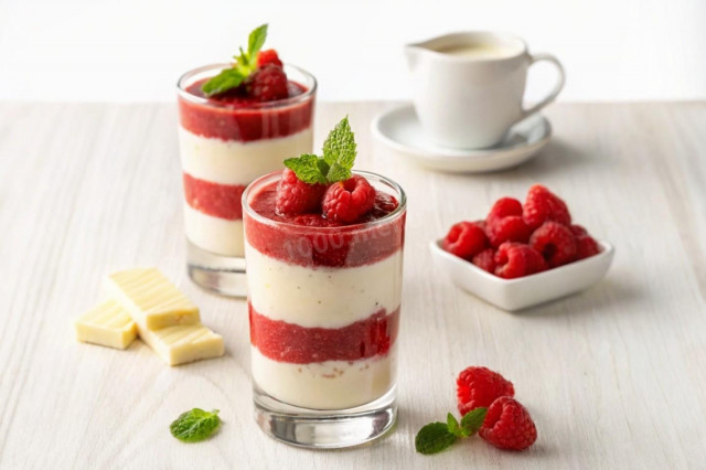 Малиновое парфе с белым шоколадом Малиновое парфе с белым шоколадом