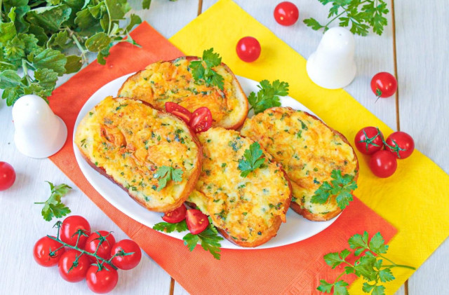 Бутерброды с картошкой на сковороде Бутерброды с картошкой на сковороде