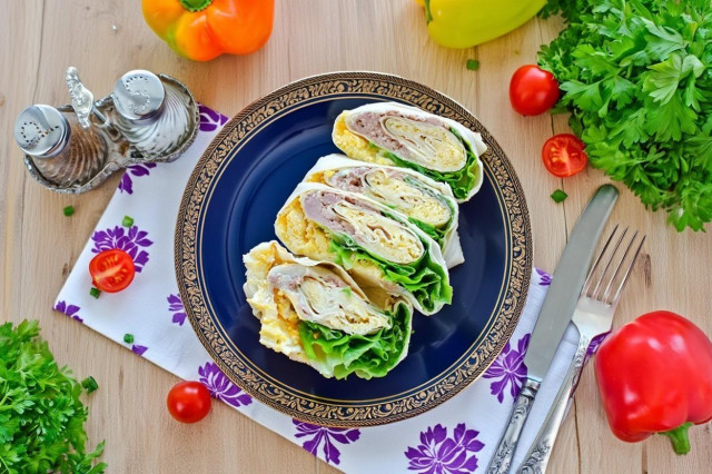 Рулет из лаваша с печенью трески Рулет из лаваша с печенью трески