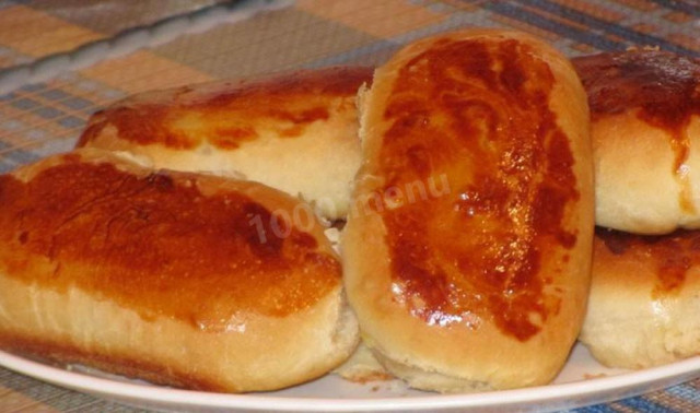 Пирожки картофельные дрожжевые с луком