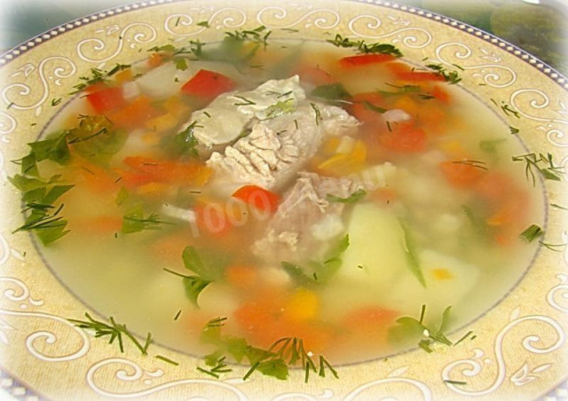 Картофельный суп с мясом говядины и сельдереем