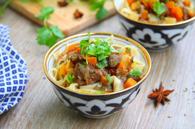 Жареный лагман по узбекски Жареный лагман по узбекски