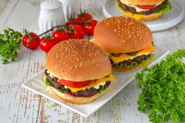 Чизбургер в домашних условиях Чизбургер в домашних условиях