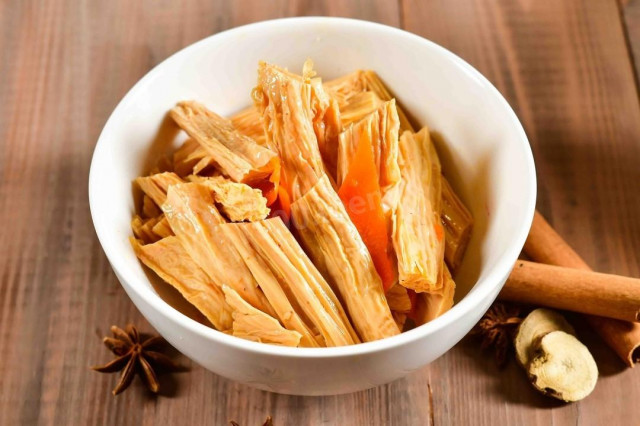 Фучжу (соевая спаржа) элементарный рецепт Фучжу (соевая спаржа) элементарный рецепт