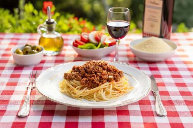 Паста болоньезе классическая Паста болоньезе классическая