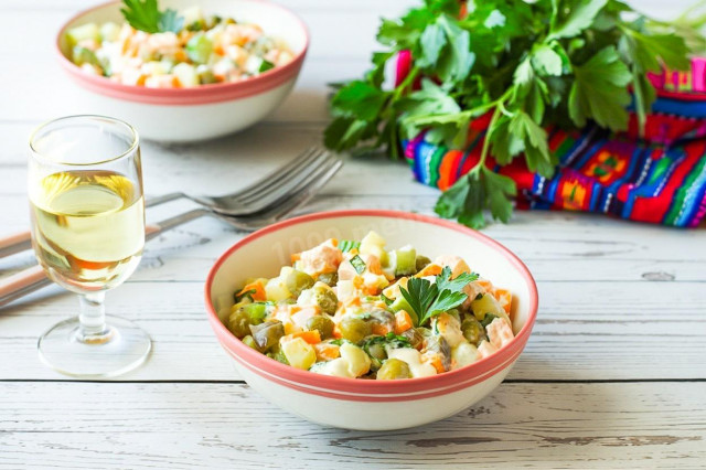 Оливье с красной рыбой Оливье с красной рыбой