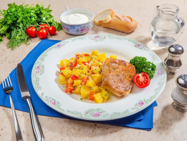 Свинина с картошкой в сметане Свинина с картошкой в сметане