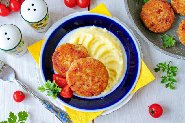 Котлеты из щуки классические Котлеты из щуки классические