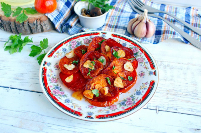 Помидоры на сковороде с чесноком жареные кружочками Помидоры на сковороде с чесноком жареные кружочками