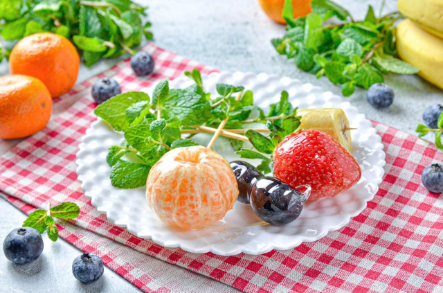 Фрукты в стекле из сахара Фрукты в стекле из сахара