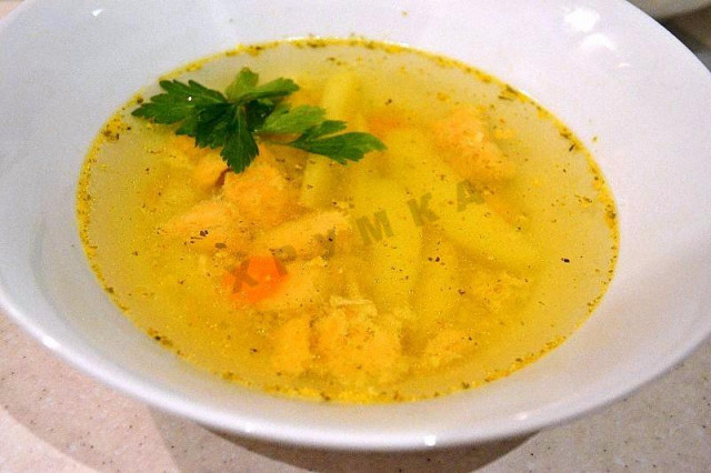 Легкий суп из филе семги