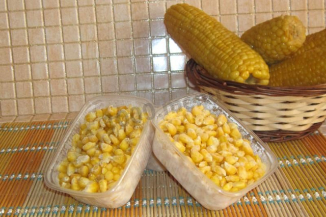 Заморозить кукурузу на зиму в початках и зернах
