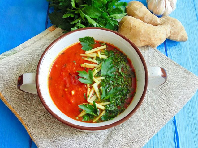 Индийский суп с имбирем и гарам масала