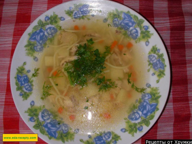 Вермишелевый суп с курицей и картошкой