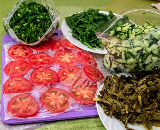 Заготовка и замораживание овощей с зеленью на зиму