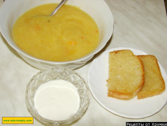 Суп пюре на бульоне и сливках из тыквы