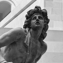 Лесса Эдвардс