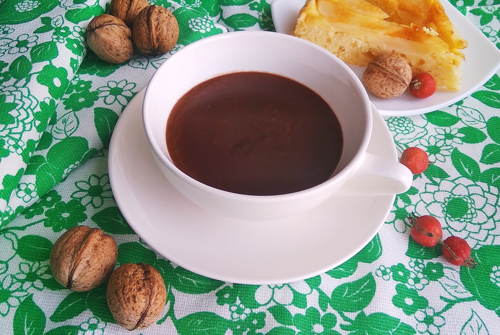 Ингредиенты для приготовления горячего шоколада по-французски