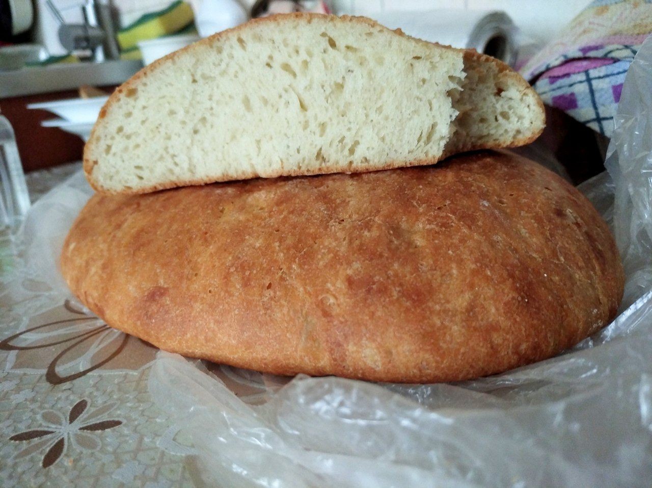 Простой хлеб на быстрых дрожжах. Быстрый хлеб на дрожжах белый. Быстрый хлеб как приготовить. Что сделать из старого хлеба быстро и вкусно.