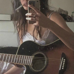 lizzi moore