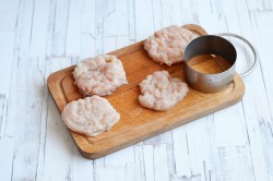 куриные медальоны под сыром в духовке рецепт. sochnje medalonj 1584946982 3 min. куриные медальоны под сыром в духовке рецепт фото. куриные медальоны под сыром в духовке рецепт-sochnje medalonj 1584946982 3 min. картинка куриные медальоны под сыром в духовке рецепт. картинка sochnje medalonj 1584946982 3 min. Легкая 15 мин. 2 порц.